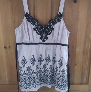 💵SALE 2 FOR $20💵💚Apt 9 Fun Pink and Black Top💚